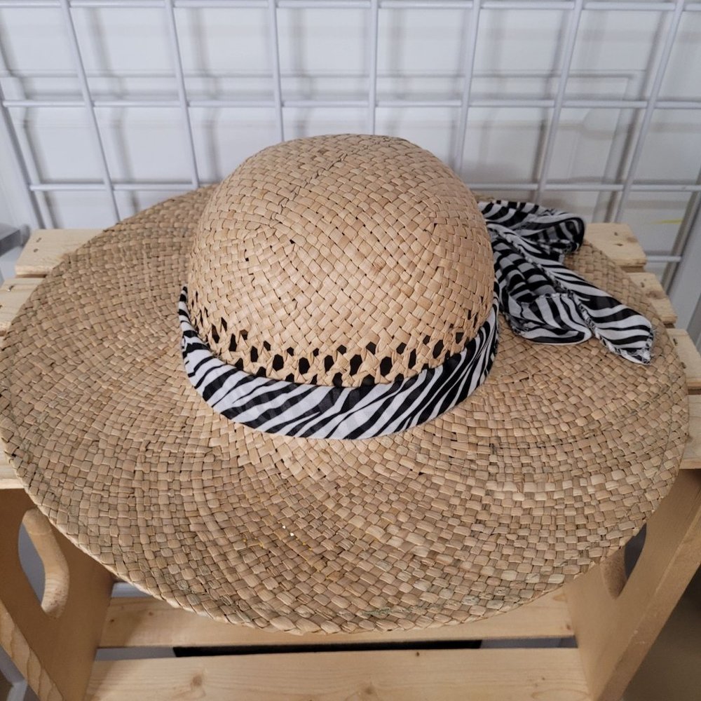 Wide Brim Straw Hat Zebra